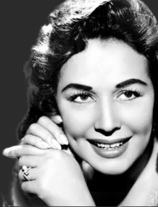 Flor Silvestre in early career