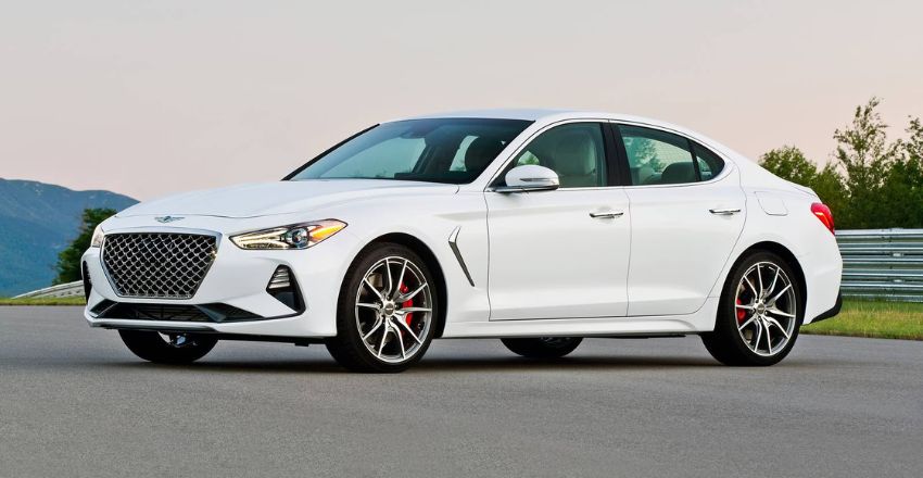 2020 Genesis G70 Fuel Economy Display
