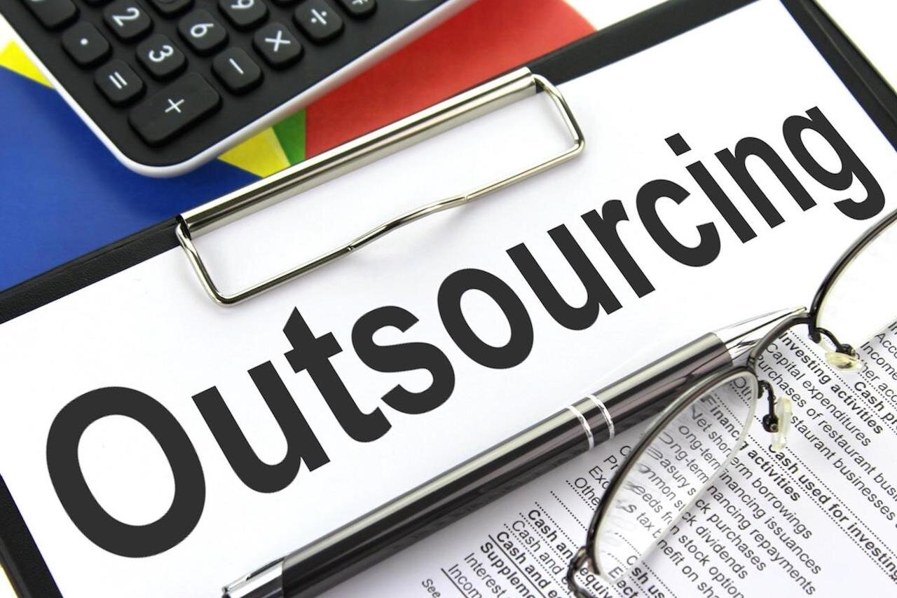3 Major Reasons for Outsourcing 